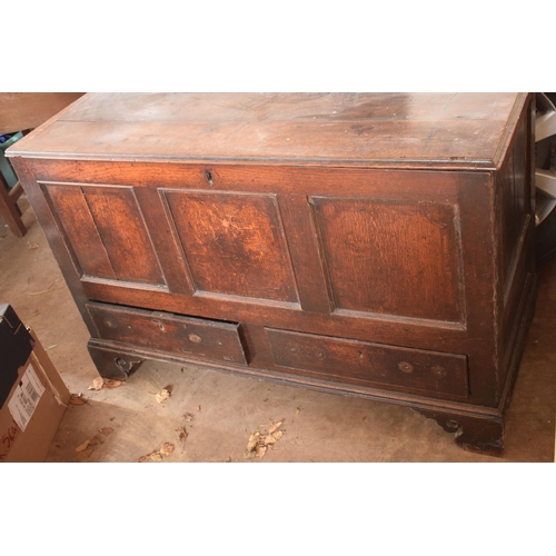 342 - Georgian oak mule chest with 2 drawers and an internal drawer too, 120 x 53 x 76cm tall.