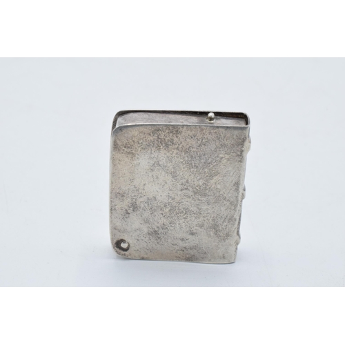 220F - Sterling silver stamp case, 13.4 grams. 36mm tall.