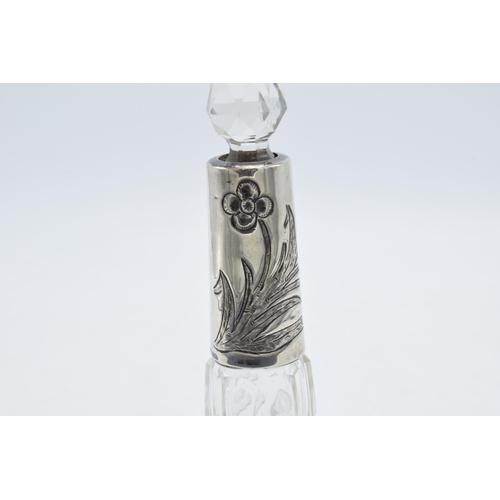 220U - Silver Art-Nouveau glass scent bottle engraved with floral decoration Birmingham 1903, 17cm tall.