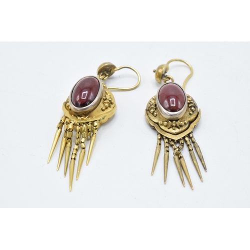 221P - A pair of quality Victorian gold (testing as 9ct or better) fringe earrings set with cabochon garnet... 