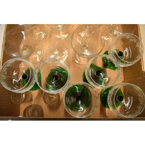 18 - A collection of vintage wine glasses and similar glasses to include a set of 6 Luminarc green footed... 