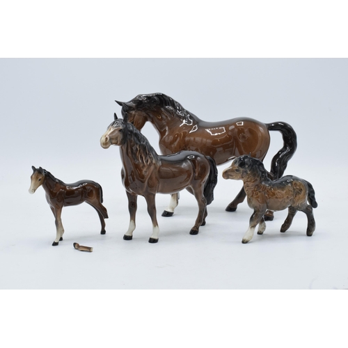 152 - Beswick horses to include brown stocky jogging mare 855, Shetland pony, head up pony and one other (... 