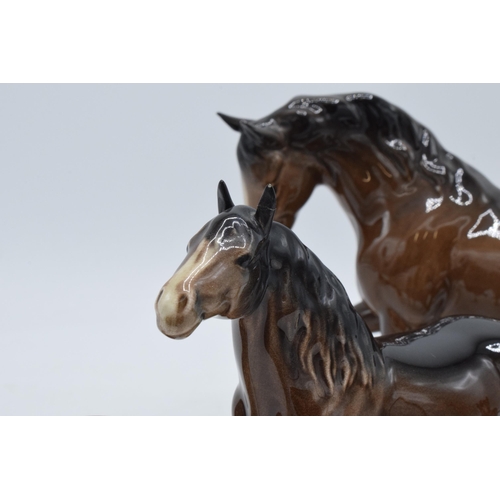 152 - Beswick horses to include brown stocky jogging mare 855, Shetland pony, head up pony and one other (... 