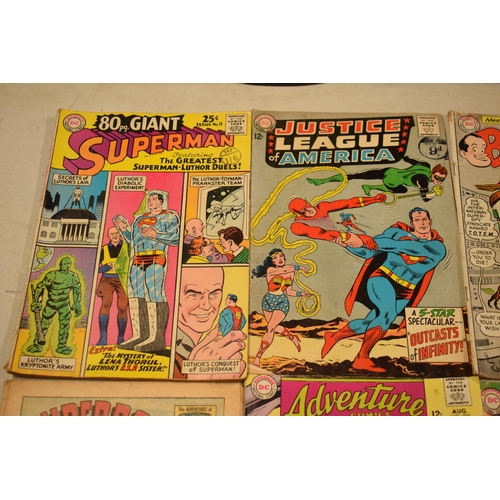 200 - Marvel / DC Comics: A collection of comics to include Justice League of America No.25, 80pg Giant Su... 