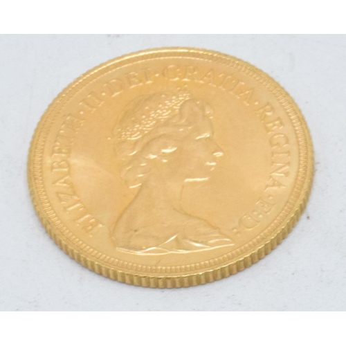 231 - Queen Elizabeth II 22ct gold full sovereign 1981.