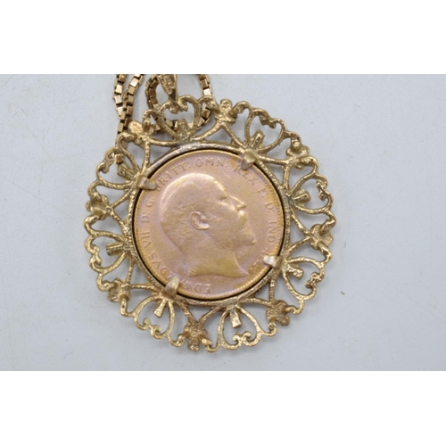 239 - Edward VII 22ct gold Full Sovereign 1906 with 9ct gold ornate mount and chain, total weight 21.0 gra... 