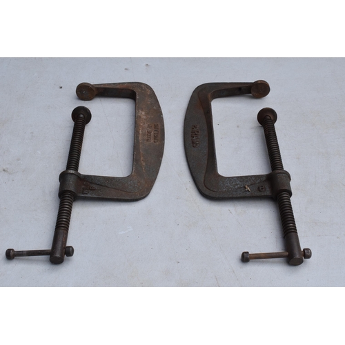 256 - A pair of vintage cast Paramo No. 8 G clamps (2), approx 42cm long when pictured.