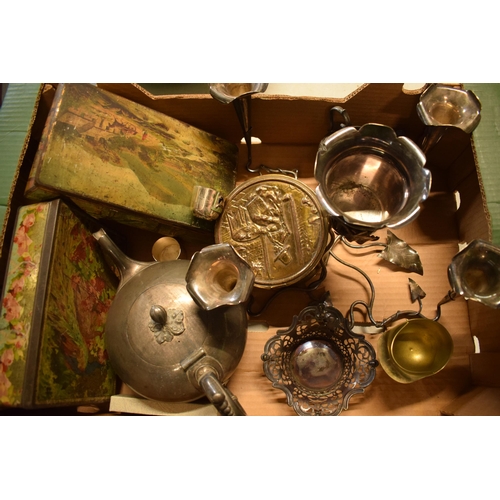 271 - A mixed collection of metalware to include silver plated table centre piece, vintage tins and other ... 