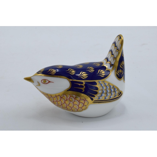 32 - Royal Crown Derby paperweight Wren, first quality with gold stopper.