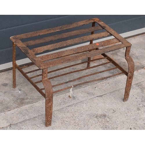 331 - Vintage metal fire grate, 54 x 38 x 31cm tall.