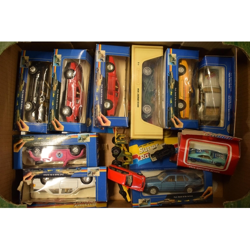 343 - A collection of toys and boxed model cars to include Lesney Sambron Jacklift and Super Racers etc (Q... 