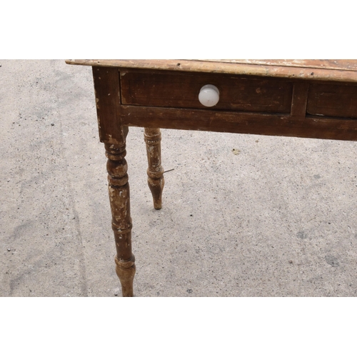 390 - Vintage English pine washstand with painted decoration / detailing with ceramic drawer knobs, 99 x 5... 