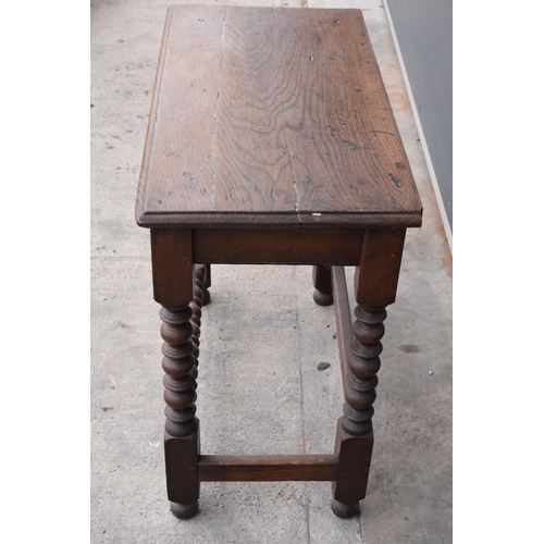 400 - A 19th century oak side hall table with single freize drawer, 80 x 41 x 75cm tall.