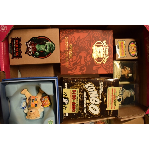 410 - Bad Taste Bears: collection of bears to include box sets, single items and similar pieces such as Th... 