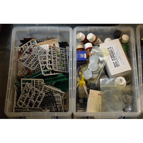 417 - A large collection of Warhammer, Games Workshop and similar items to include figures, accessories, p... 