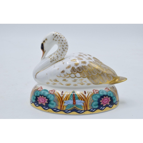 42 - Boxed Royal Crown Derby paperweight White Swan Nesting, first quality with gold stopper. In good con... 