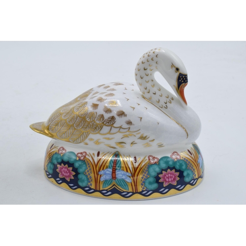 42 - Boxed Royal Crown Derby paperweight White Swan Nesting, first quality with gold stopper. In good con... 