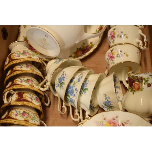 73 - A good collection of tea ware to include Royal Albert Old Country Roses cake plate and milk jug, Lad... 