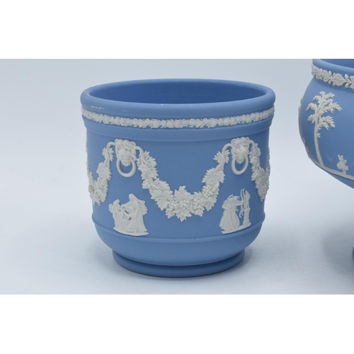 79 - Wedgwood blue Jasperware footed pedestal bowl together with small jardinière (2).