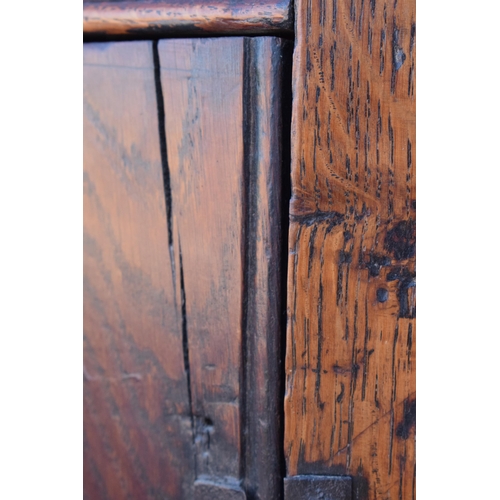 207 - 19th century oak corner cupboard with cast metal H-hinges with nice shade of brown, 101cm tall, 74cm... 