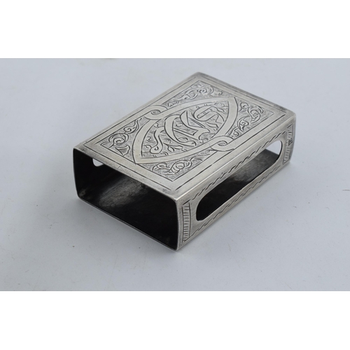 275 - Silver matchbox holder with engraved decoration, 31.7 grams. Continental silver.