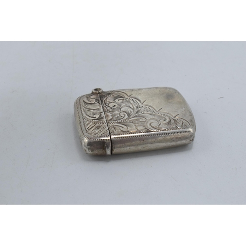 279 - Silver vesta case, Birmingham 1902, 4cm tall.