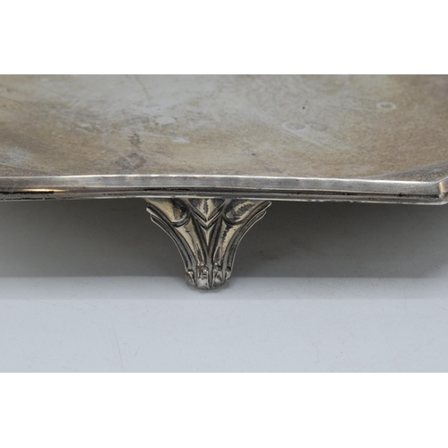 301 - Octagonal silver salver / tray raised on 4 feet, 687.2 grams / 22.09 oz. Page, Keen & Page, London 1... 