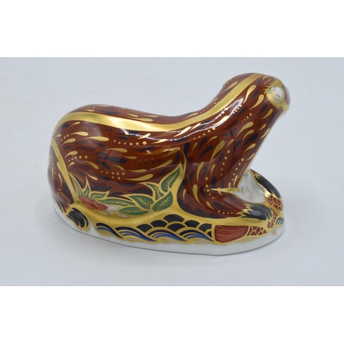 62 - Boxed Royal Crown Derby paperweight, Otter, a gold signature edition commissioned by The Guild of Ch... 