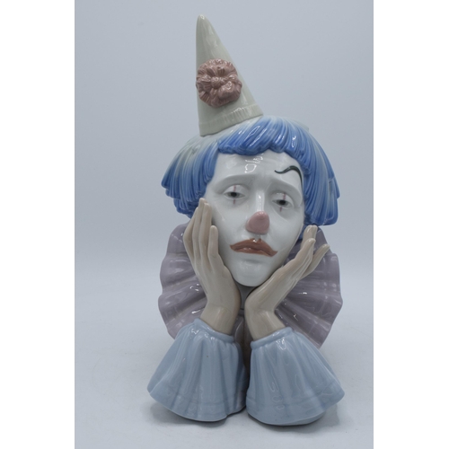 90 - Large Lladro clown jester bust 5129, 31.5cm in height