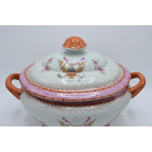 99 - Early 20th century Chinese Export American porcelain tureen, 38cm wide.