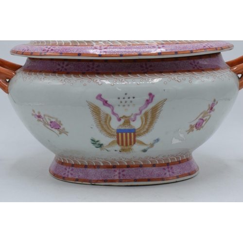 99 - Early 20th century Chinese Export American porcelain tureen, 38cm wide.