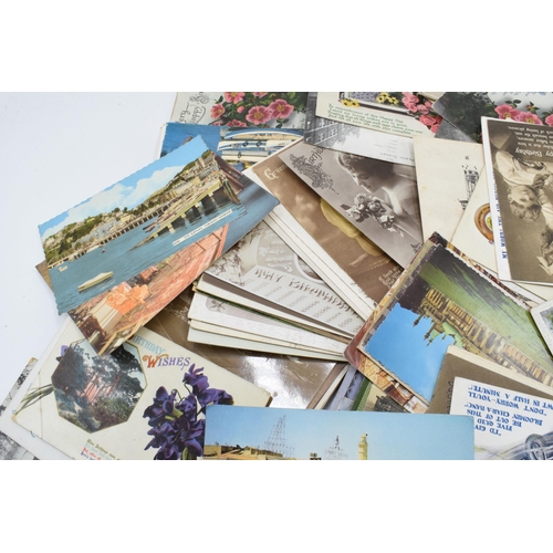 305 - A mixed collection of postcards to date from late 19th century with later examples too featuring a m... 