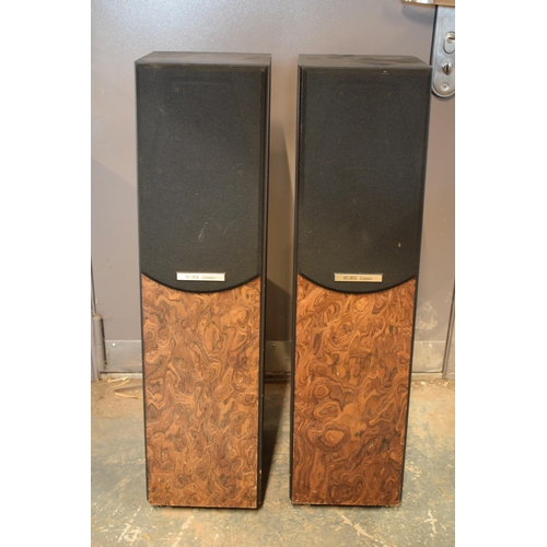 263 - A pair of Ruark Acoustics Templar freestanding speakers with wooden effect decoration, 74cm tall (un... 