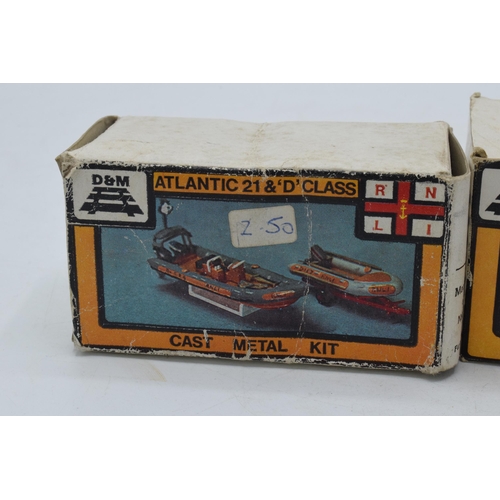 334 - A pair of RNLI metal toy sets to include Atlantic 21 and horse-drawn lifeboat by D&M (2) (unchecked ... 