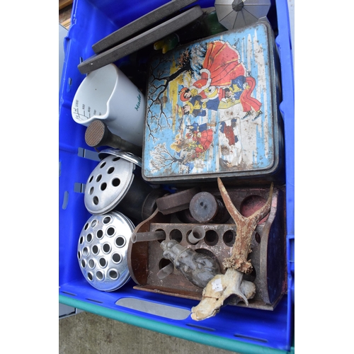 247 - A box of miscellaneous items to include kitchenalia, silver plated items and others (Qty).