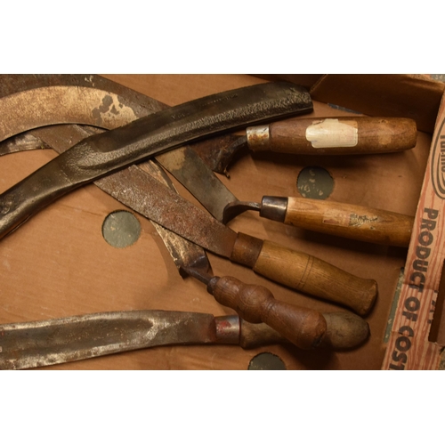 323 - A collection of vintage scythes and similar tools to include branded examples (collection only).