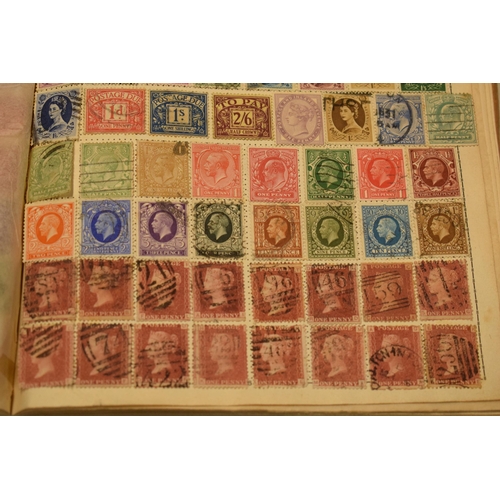 324 - World collection of stamps including Great Britian from Queen Victoria onwards includind 1d Penny Re... 