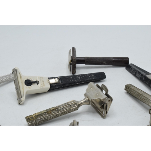 274 - A collection of vintage razors to include Ever-Ready, Gillette and others.