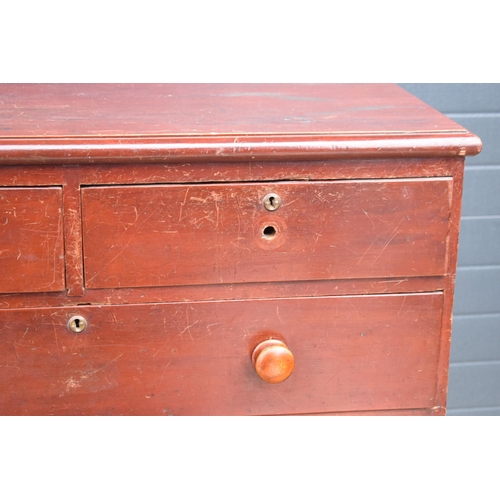 366 - Victorian painted pine chest of drawers raised on wooden feet, 104 x 47 x 107cm tall.