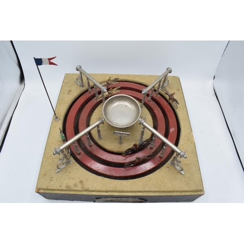 320 - Original early 20th century French three-track horse racing parlour game 'Jeu De Course' made by M J... 