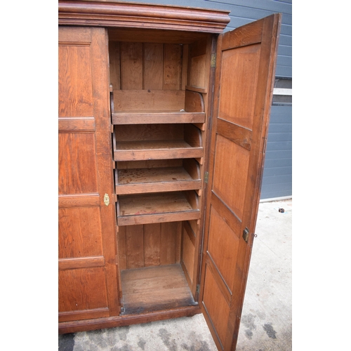 385A - Early to mid 20th century quality oak double wardrobe with 4 pull out drawers, 115 x 53 x 192cm tall... 