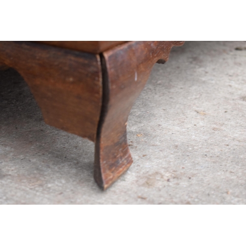 385B - 19th century mahogany 2 over 3 chest of drawers (splits into 2 sections), 113 x 58 x 117cm tall.