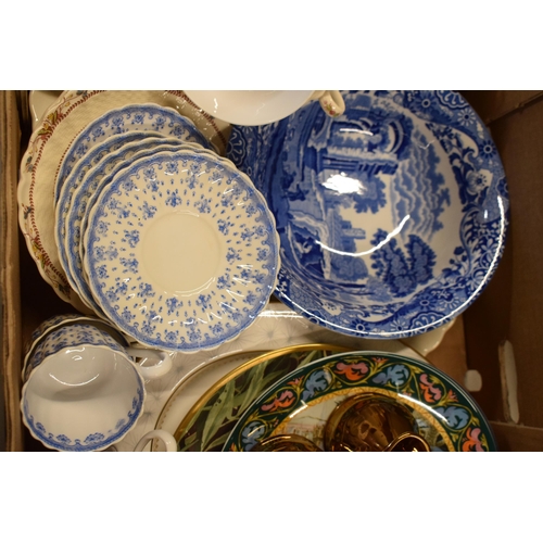 190F - A collection of pottery to include Spode Blue Italian bowl, Wade copper lustre jugs, novelty cruets ... 