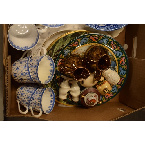 190F - A collection of pottery to include Spode Blue Italian bowl, Wade copper lustre jugs, novelty cruets ... 