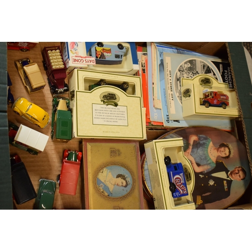 309A - A mixed collection of items to include Franklyn's Patience Game, Interstate Pistol TV Game, boxed to... 