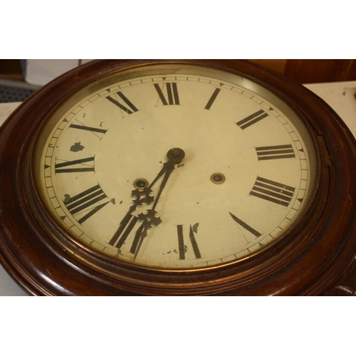 312A - Superior 8-Day Anglo-American Clock fitted with standard American movement, in need of some attentio... 