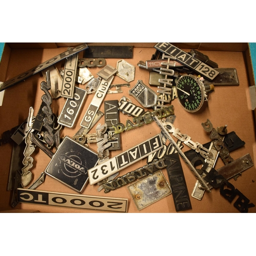 317 - Vintage car badges and name plaques to include Fiat, Alpine, Volvo and others (Qty).