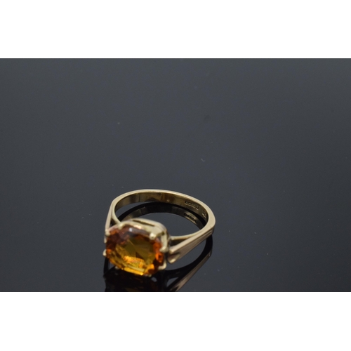 202 - 9ct gold ladies citrine ring, 3.2 grams, size N.