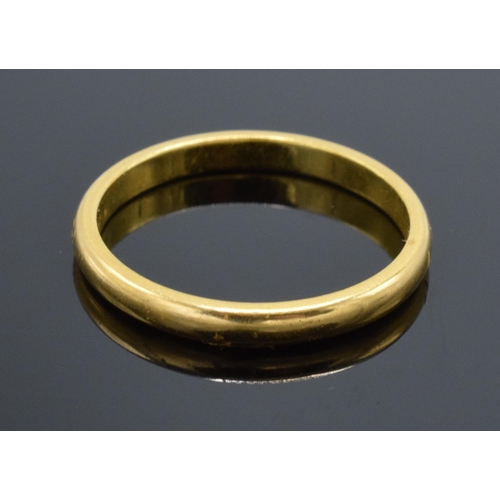 217 - 22ct gold wedding band, 3.5 grams, size Q/R.