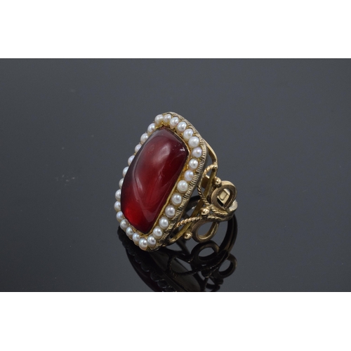 252 - Antique 9ct gold large ring set with cherry amber (or similar) and cultured pearls, 12.8 grams, size... 